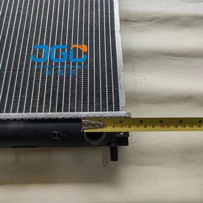 Bộ tản nhiệt bể chứa nước bằng nhôm YM35 cho máy đào cỡ trung bình