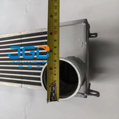 Đối với hệ thống làm mát động cơ Phụ tùng máy xúc PC130-7 Bộ làm mát tăng áp máy xúc