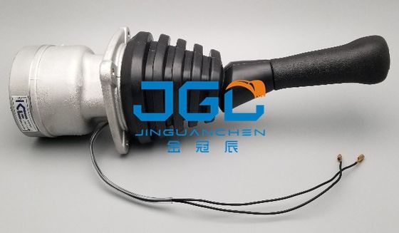 Phụ kiện máy xúc DH220-5 DH300-5 Tay cầm cần điều khiển 420-00237 2420-9516 420-00238 2420-9517