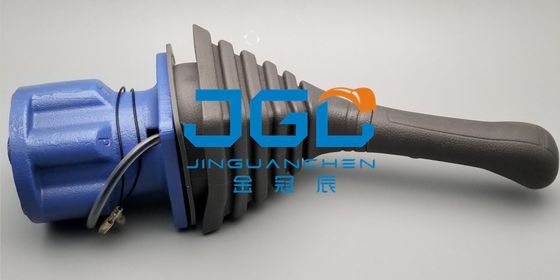Phụ kiện máy xúc DH220-5 DH300-5 Tay cầm cần điều khiển 420-00237 2420-9516 420-00238 2420-9517