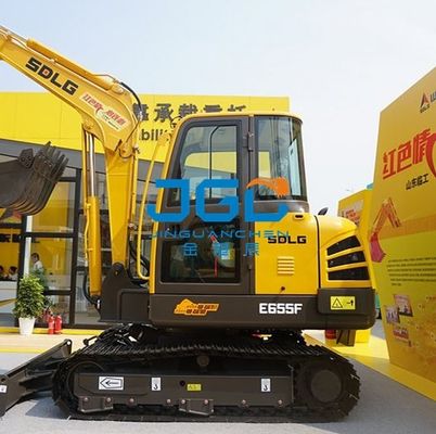 Máy đào 660 680 690E F Bánh trước Cửa sổ trượt Cửa dưới Cửa bánh sau Kính cường lực phía sau