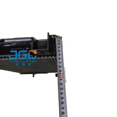 PC40-8 PC50-8 PC35-8 PC30-8 Máy tản nhiệt máy đào 20T-03-81111