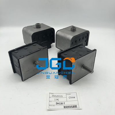 Các bộ phận máy đào Doosan Daewoo DH130-7 Máy móc chân cao su chống va chạm.