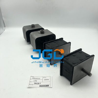 Các bộ phận máy đào Doosan Daewoo DH130-7 Máy móc chân cao su chống va chạm.