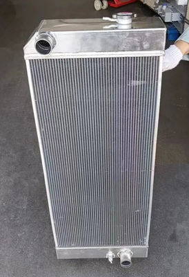 Thùng nước máy đào E324D E324DFM E324DL E325D E325DFM E325DL E326DL E329D E329DL Máy tản nhiệt 353-5549 3535549 Cho máy đào CAT