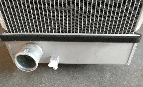 PC200-8 PC220-8 PC220LC-8 PC240-8 PC240LC-8 Máy quét Radiator 206-03-21412 206-03-21411