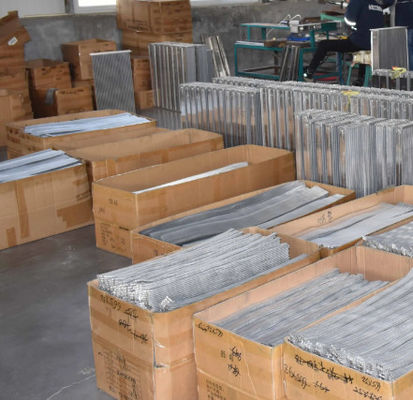 Máy đào chất lượng tốt Máy tản nhiệt nhôm R60-9
