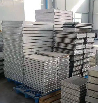 Máy tản nhiệt máy đào phổ biến SK350-8 cho chất lượng nhà máy đào