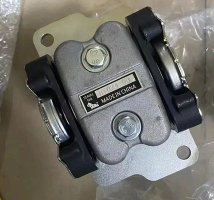Van bàn đạp máy đào 702-16-04250 Dốc điều khiển di chuyển 702-16-01861 702-16-01542 Đối với PC78 PC200-7 PC200-8