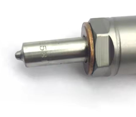 Dầu nhiên liệu diesel Common Rail Injector Excavator Engine D6E Phần Injector Nozzle 0445120067 VOE20798683