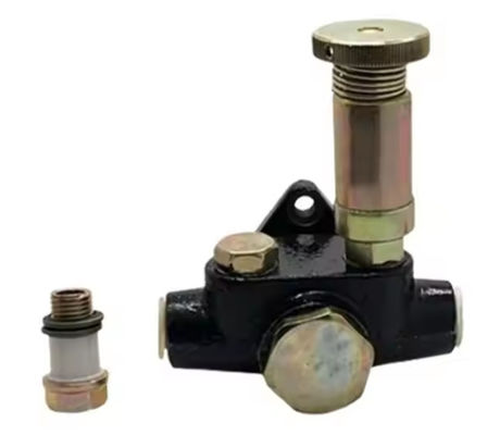 Bơm cấp nhiên liệu 105217-6030 Cho động cơ 6D125 Máy đào PC400-6 PC400-6 PC300-3