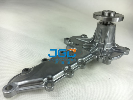 Bộ phận động cơ máy xúc diesel V2203 Máy bơm nước 1G730-73032 1A051-73032